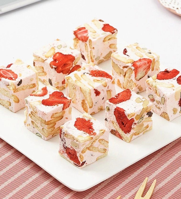Bánh Sữa Dâu Tây