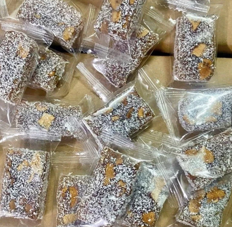 BÁNH GỪNG TÁO ĐỎ