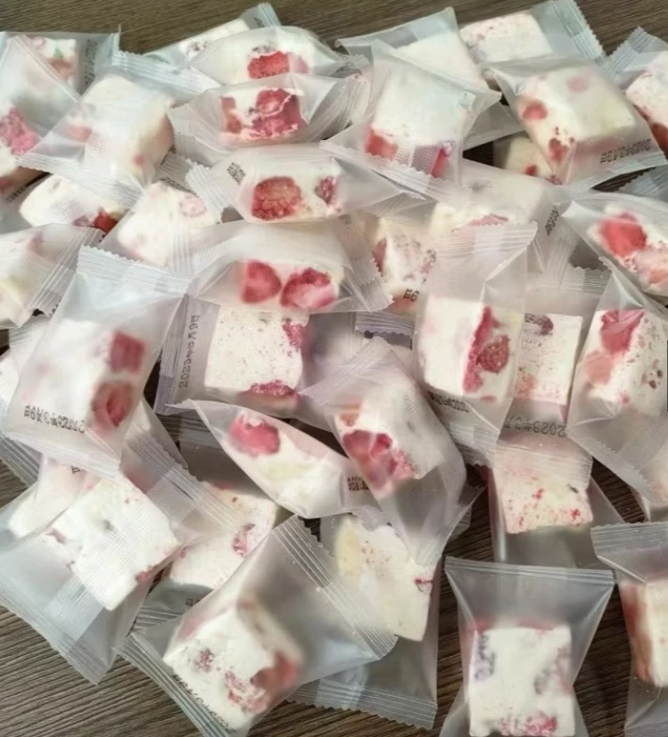 Bánh Sữa Dâu Tây
