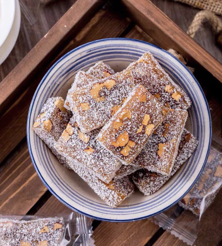 Bánh Gừng Táo Đỏ - Đồ Ăn Nhẹ Tốt Cho Sức Khoẻ, Không Đường, Khí Huyết Lưu Thông. 1  túi / 1 lbs